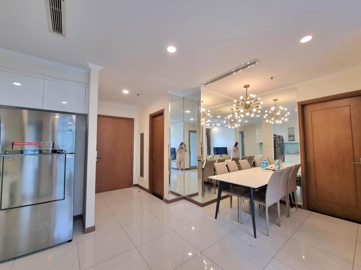 Enay Apartment - Vinhomes Central Park - Landmark Ho-Chi-Minh-Stadt Exterior foto